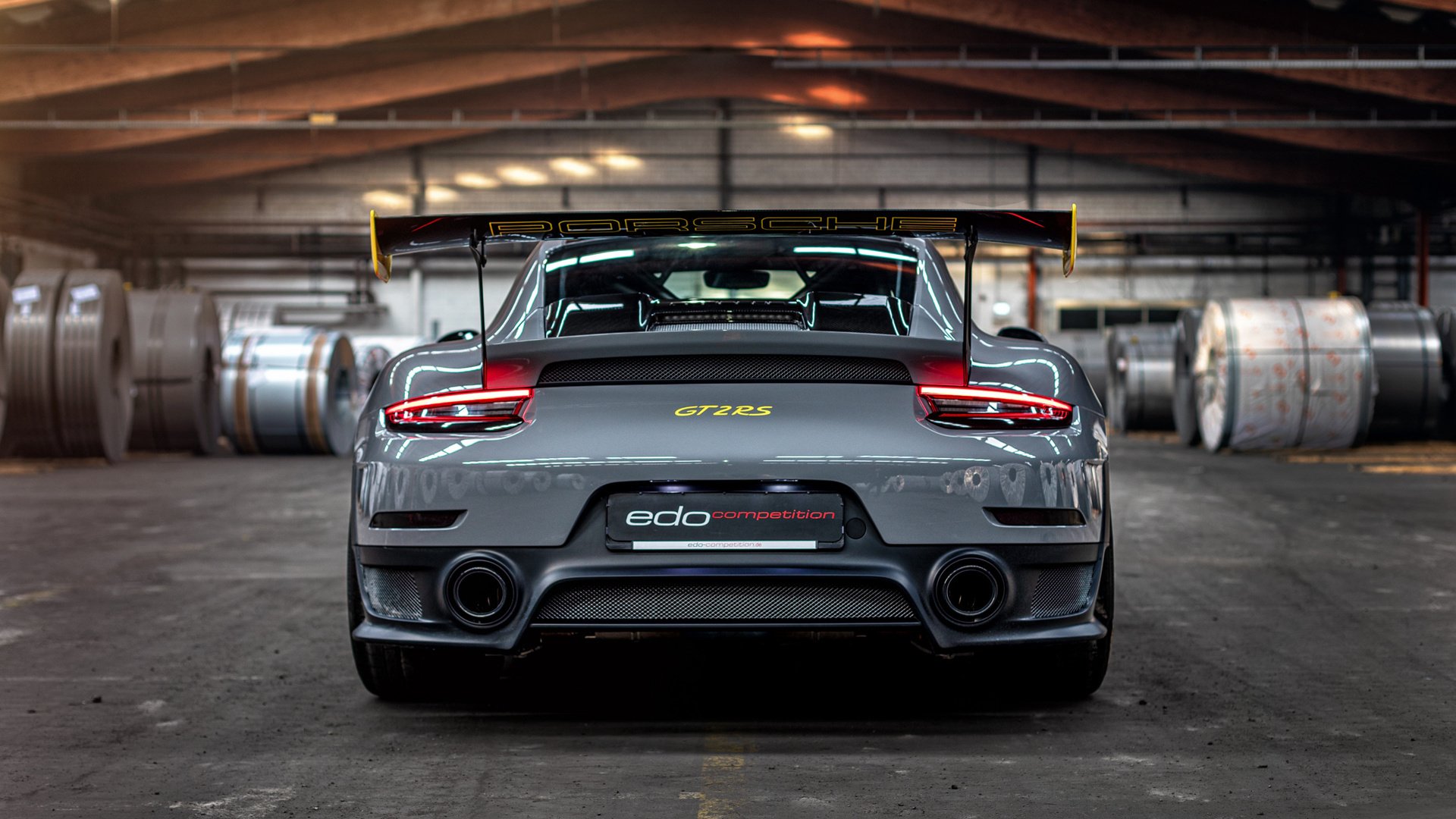 开云彩票-中国足球入场券销售新策略，推进全民参与，一场足球赛的入场券30元一张,降价后观众增加了50%